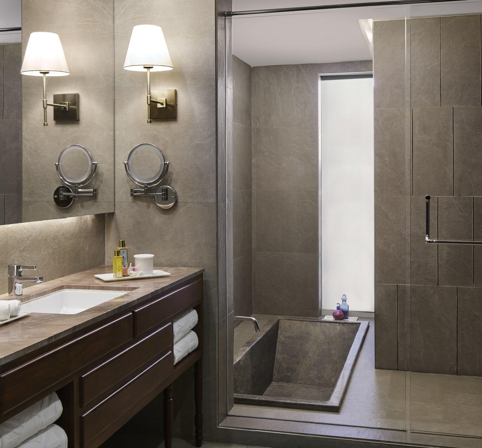 Taj Aravali Resort & Spa Udaipur Eksteriør billede
